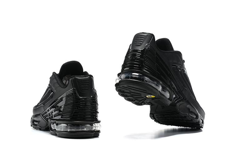 TÊNIS NIKE AIR MAX PLUS TN3 TRIPLE BLACK