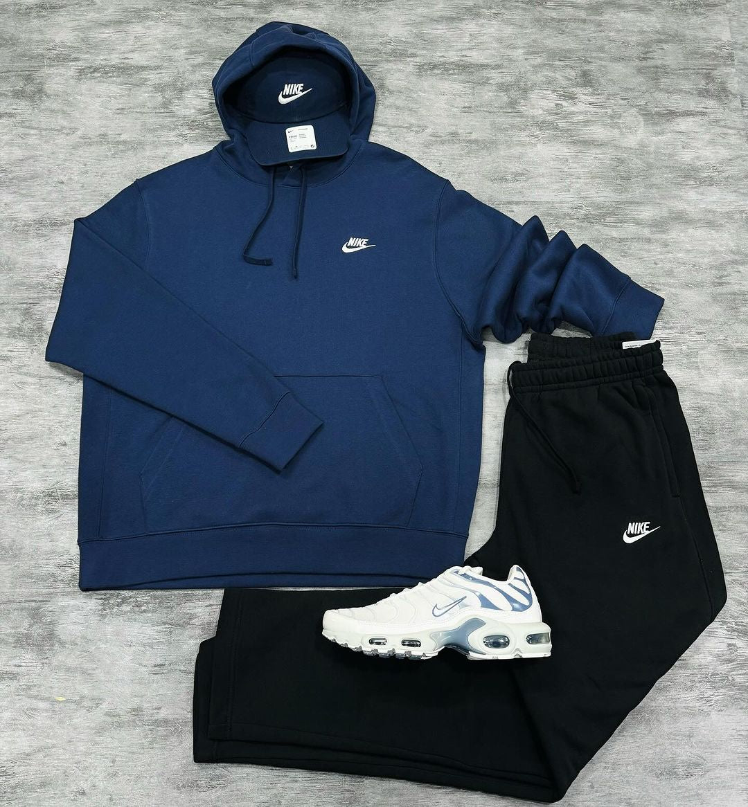 Kit NK Club + Boné NK + Air Max Plus