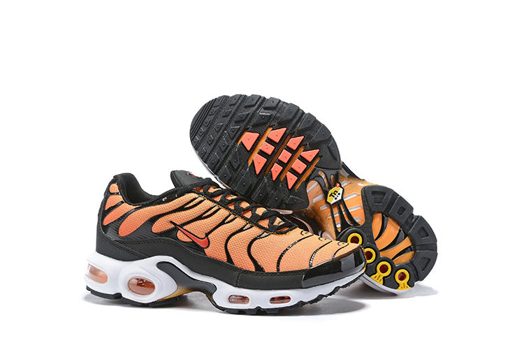 TÊNIS NIKE AIR MAX PLUS TN SUNSET ORANGE