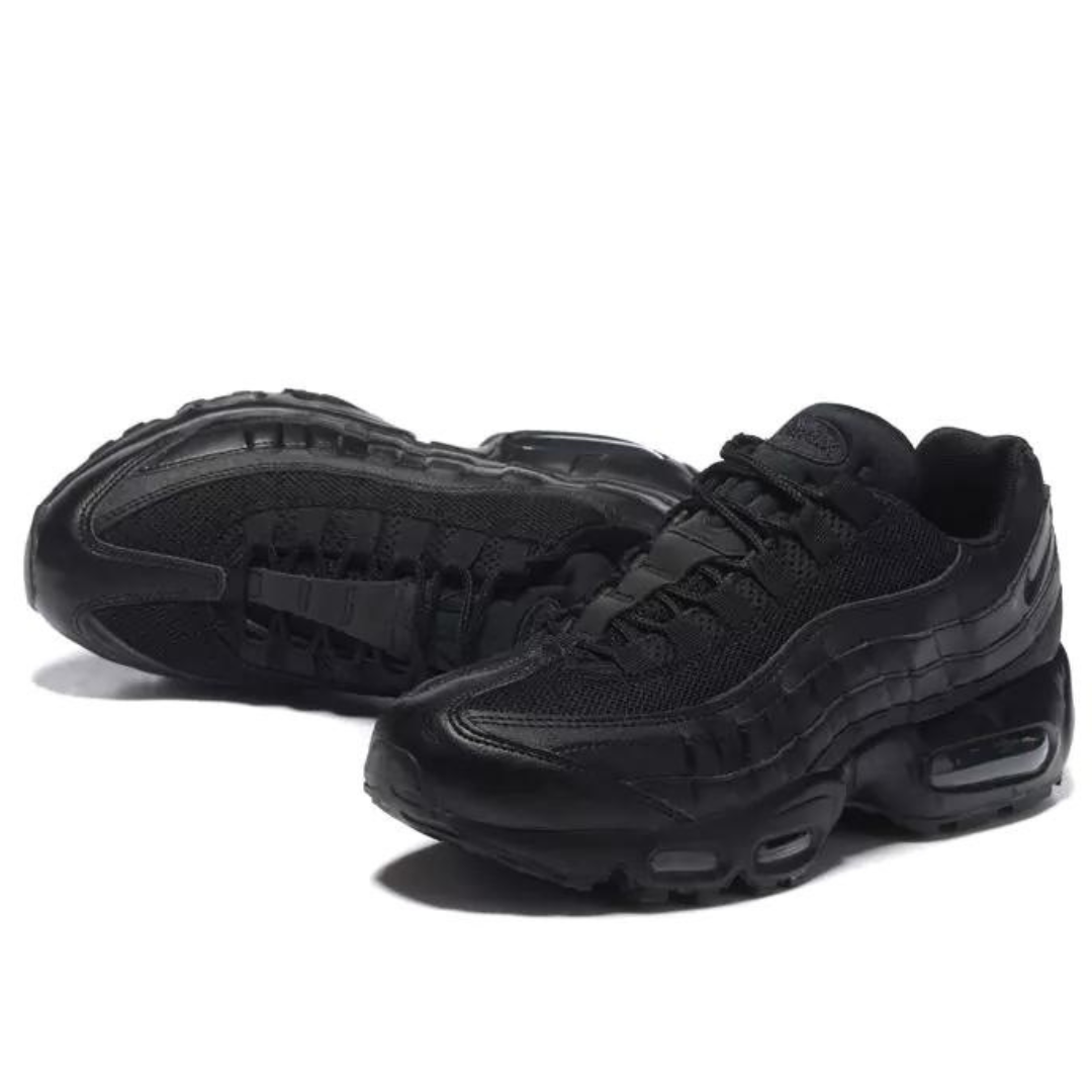 TÊNIS AIR MAX 95 "TRIPLE BLACK"