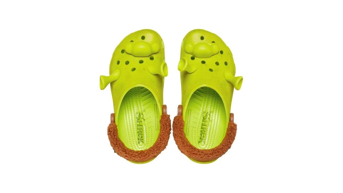 Sandália Crocs Shrek Classic Clog LIME PUNCH